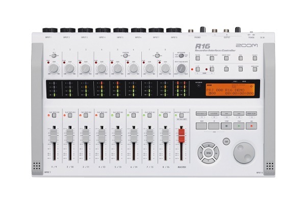 Zoom R16 MultiTrack Mixer