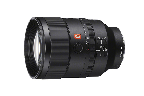 Sony FE 135mm f1.8 Lens